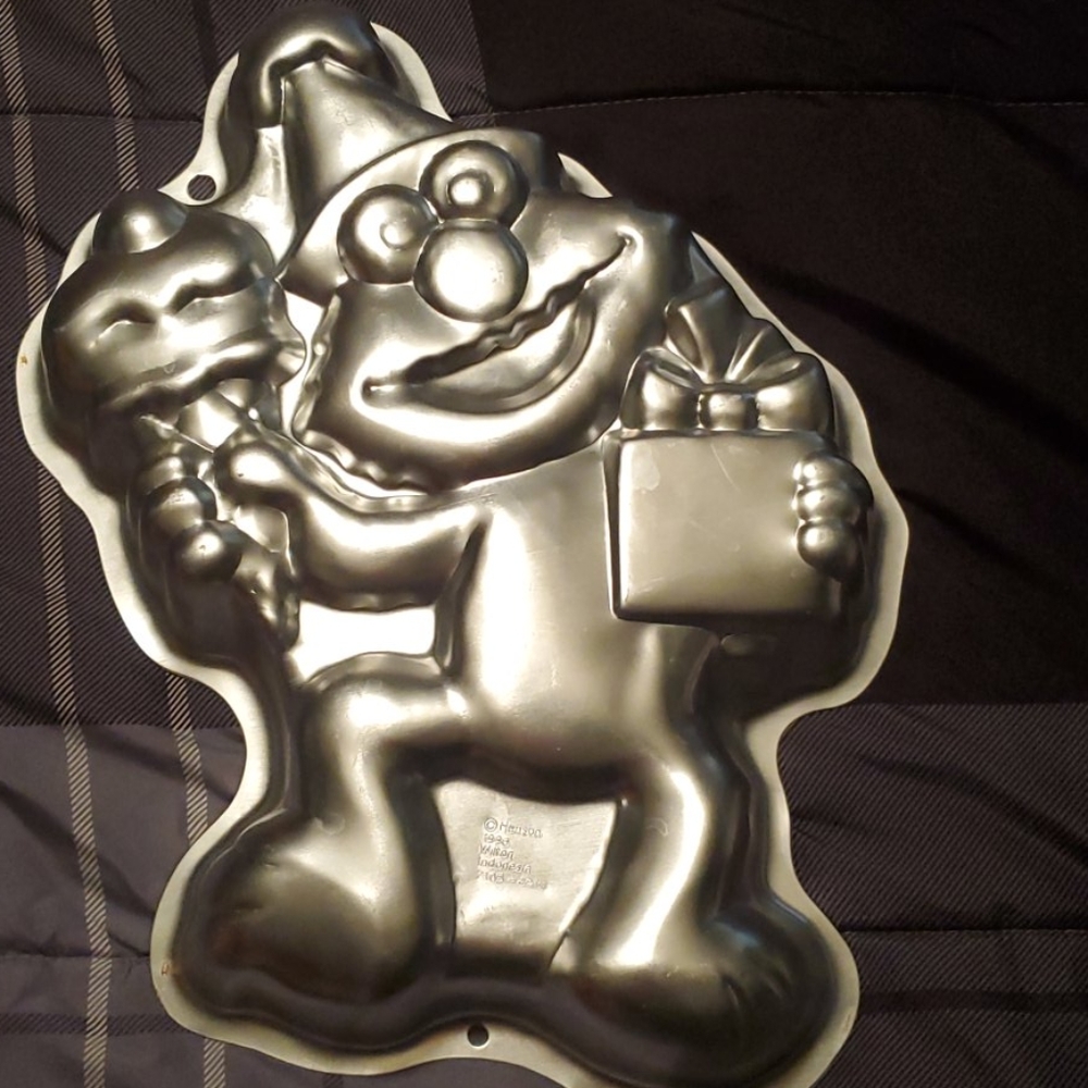 Elmo Cake Pan